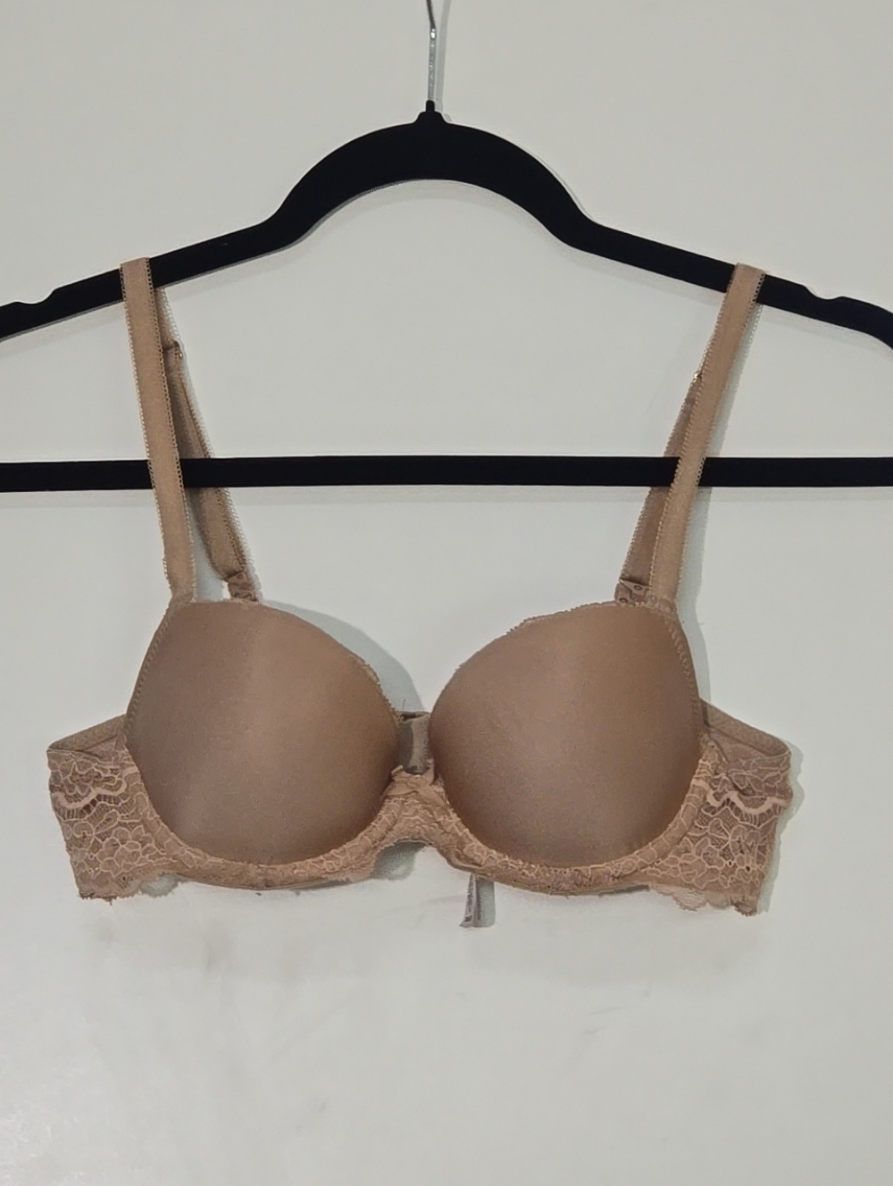 Victorias Secret 32B Dream Angels Smooth& Lace Lightly Lined Demi Bra